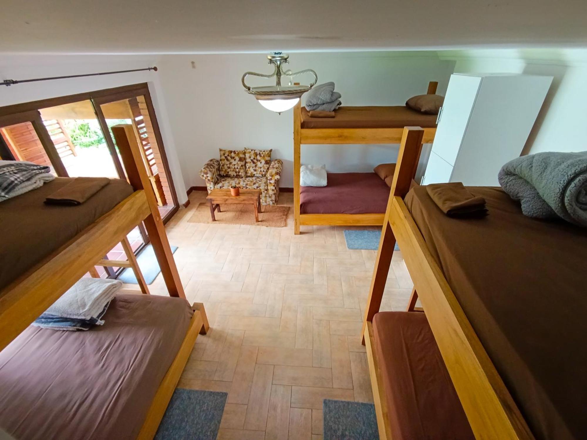 Hostal Mochiliers Bed And Breakfast Cuenca Exterior foto