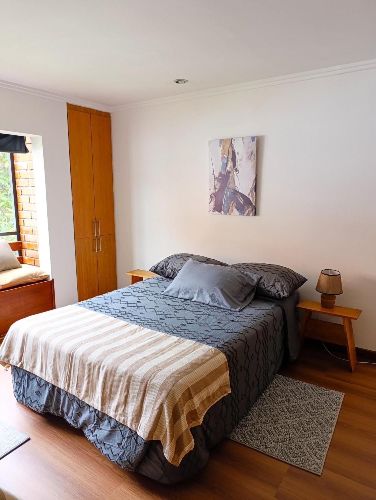 Hostal Mochiliers Bed And Breakfast Cuenca Exterior foto