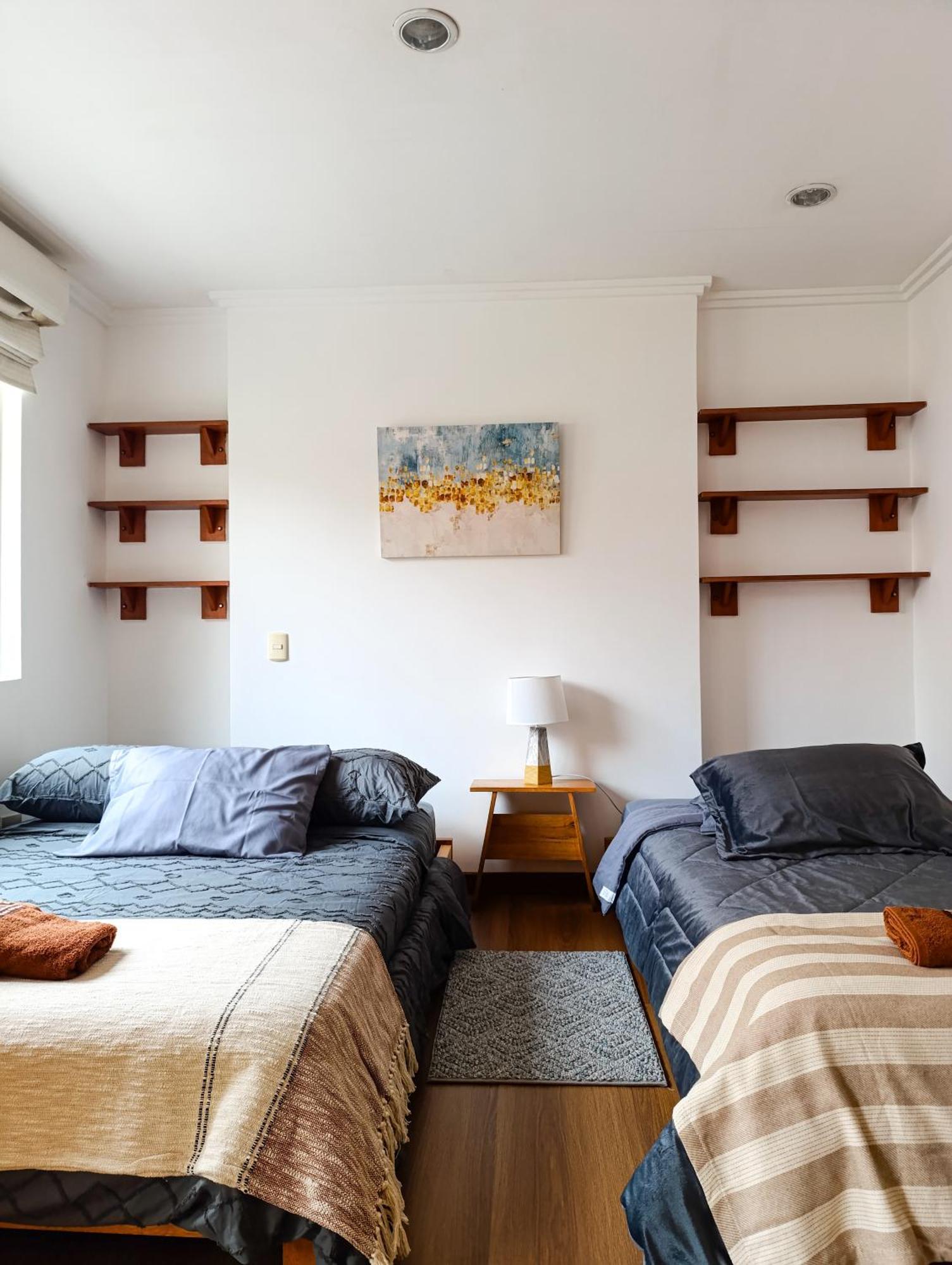 Hostal Mochiliers Bed And Breakfast Cuenca Exterior foto
