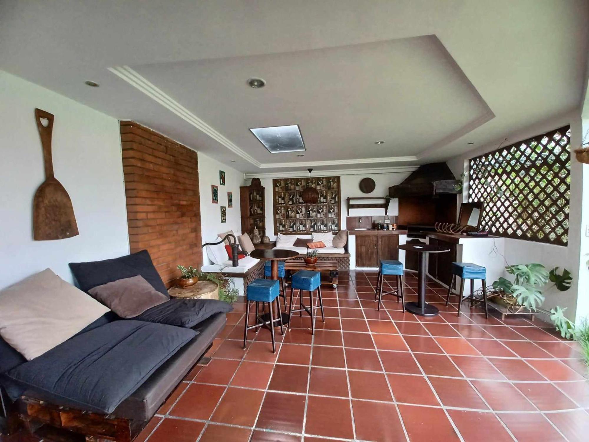 Hostal Mochiliers Bed And Breakfast Cuenca Exterior foto