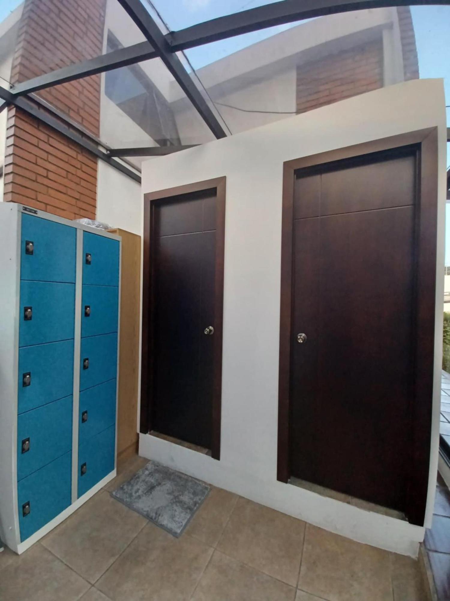 Hostal Mochiliers Bed And Breakfast Cuenca Exterior foto